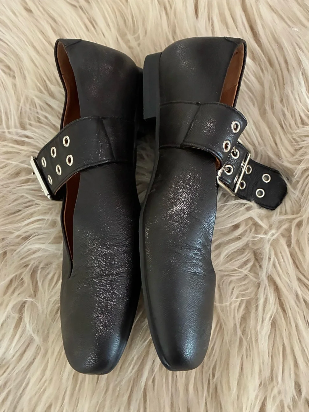 Miz Mooz Zephyr Flats Sz 37, 7 US